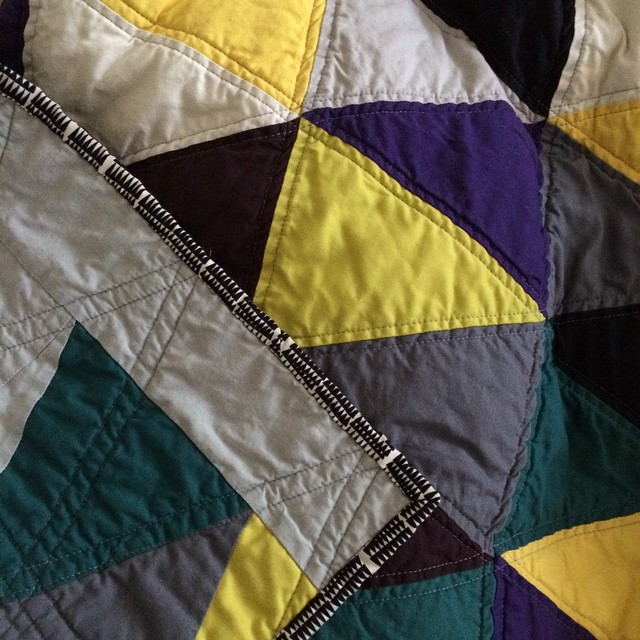 Quilty triangles! Finally finished and blogged about this today. #spooljen…